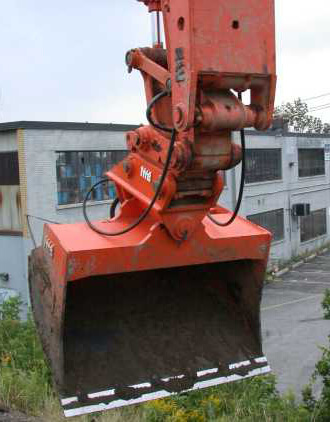 20TL7 Tilt Bucket