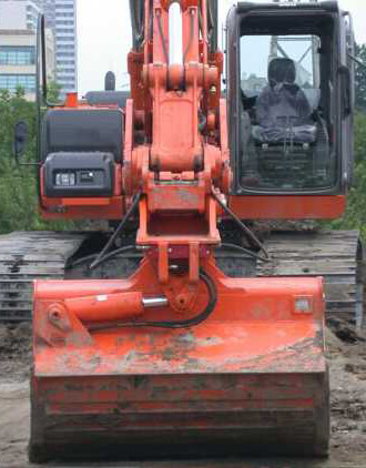 20TL7 Tilt Bucket