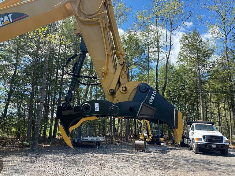 NYE Grappler CAT Excavator